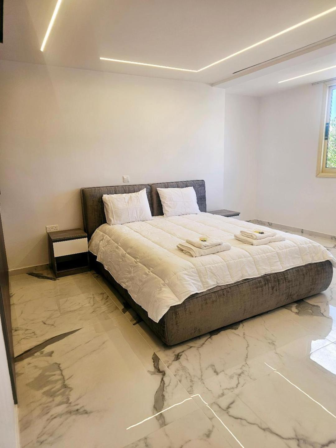 Deluxe Apartment Paphos Exteriér fotografie