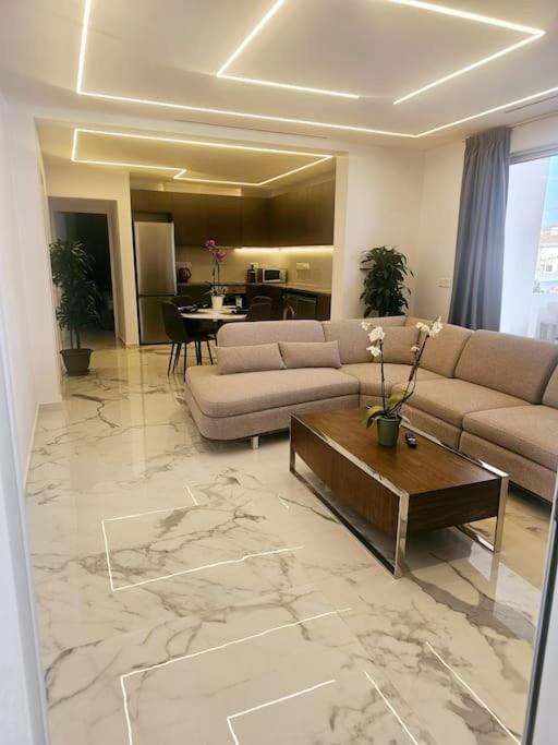 Deluxe Apartment Paphos Exteriér fotografie