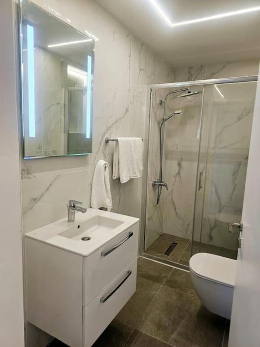 Deluxe Apartment Paphos Exteriér fotografie